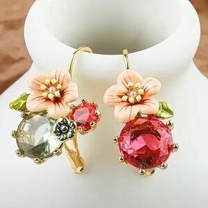 Vintage Floral Gold Pink Crystal Drop Earrings – Enamel Flower Dangle NWT